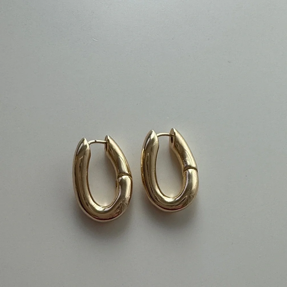 Kenneth Jay Lane | Polished Gold Oval Post Hoop Earring | NWOT - Picture 3 of 3